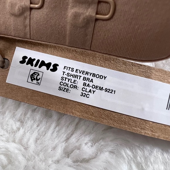 SKIMS Women's Fits Everybody T-Shirt Bra Clay BA-DEM-9221 Size 32C NWT - Picture 9 of 13